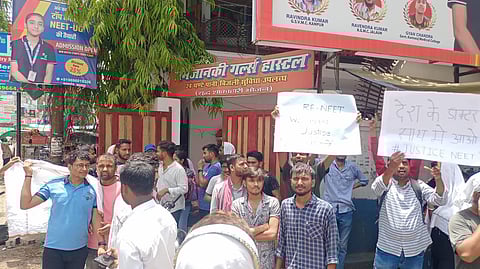 Kanpur NEET aspirants stage protest