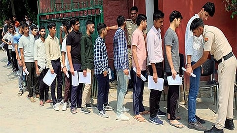 Assam govt temporarily suspend mobile internet today for recruitment exam