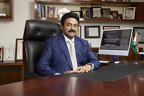 Dr Anand Jacob Verghese