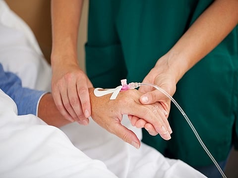 Father compelled to clean hospital floor after daughter vomits