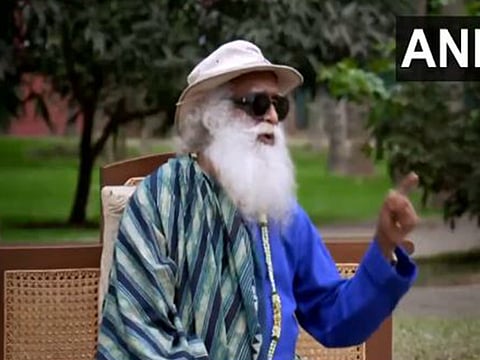 Sadhguru urges students to outthink their smartphones, stresses active intelligence