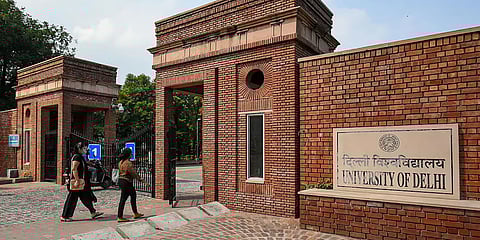 DU