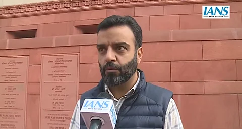 J&K reservations issue: Open Merit Students meet Srinagar MP Aga Ruhullah Mehdi regarding subcommittee report