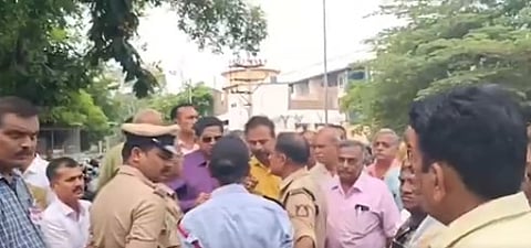 Karnataka: FIR filed in CET “sacred thread” row; exam staff hall deny allegations
