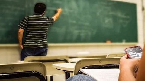 Misleading ads & unfair trade practices invite trouble for coaching institutes