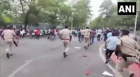 Lathi-charge on BPSC TRE 3.0 aspirants protesting outside Bihar CM’s residence