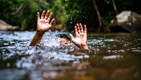 AP: Five VIT Amaravati students drown off Vadarevu Beach, rescue ops on for two missing