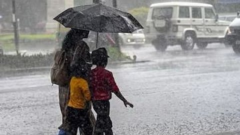 Schools closed in several states on November 3 amid rain and festivals