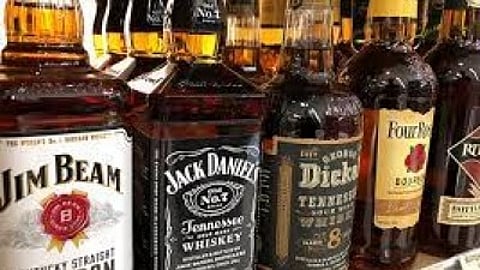 MP: Video of minor in school uniform purchasing liquor goes viral