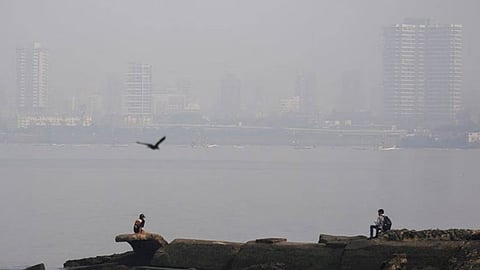 BMC issues Stop-Work Orders as Mumbai’s AQI worsens, Court Rejects Volcanic Ash Excuse