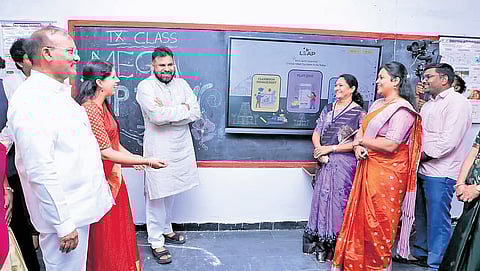 Deputy Chief Minister Pawan Kalyan takes part in a Mega Parent Teacher Meeting at the Sarada Zilla Parishad High School in Chilakaluripet on Friday.