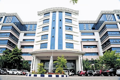 MMC Dean Dr K Shantharam noted that clinicians often improvise solutions at the point of care, but many ideas remain undocumented.