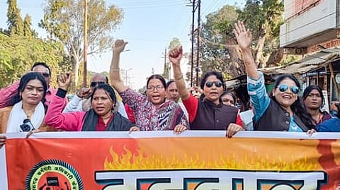 Chhattisgarh govt employees on three-day strike