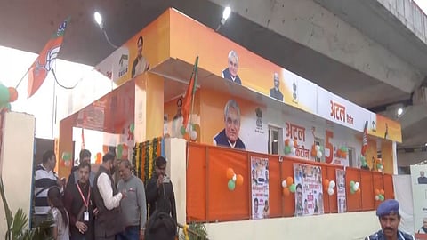 Delhi govt inaugurates new Atal canteens across city