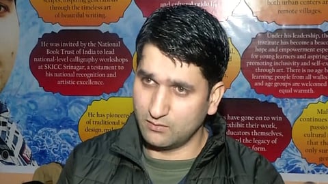 Srinagar calligraphy artist opens institute to train youth