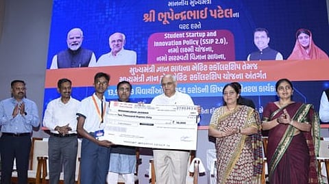Over 13.96 lakh Gujarat students receive Rs 354 crore in scholarships through DBT