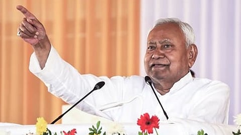 Nitish Kumar at Patna University (Photo: IANS)