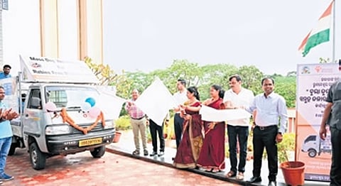 Mayor Sulochana Das launching the dog vaccination drive in presence of BMC officials on Monday