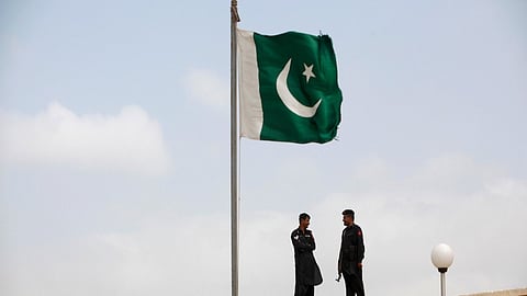 Pakistan: Textbook crisis hits school in Hafizabad, raising questions over governance