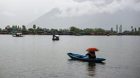 Over 500 lakes in J&K shrunk or vanished, says CAG report