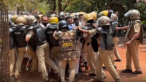 Youth Congress protest of Kannur BDS student's death results in clash