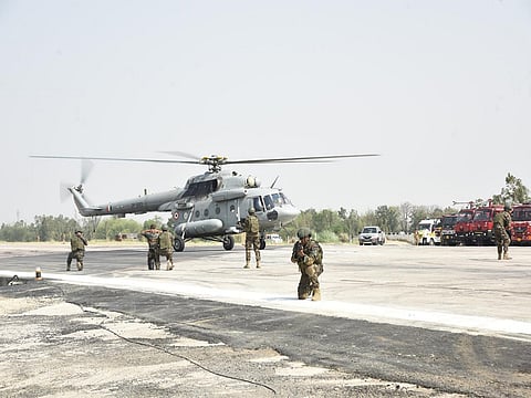 IAF activates Emergency Landing Facility on Purvanchal Expressway in Sultanpur; demonstrates day, night operational capability