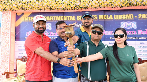 The month-long Inter-Departmental Sports Mela (IDSM-2026) of Waltair Division kicked off today (April 4, 2026) at the Waltair Railway Cricket Stadium.