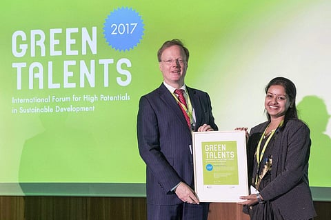 Pratiksha Srivastava receiving the award from the German government