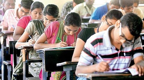 Students choosing Commerce over Science