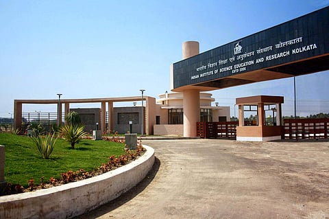 The design and development of the app were primarily focused on the problems faced by colour-blind students in chemistry labs