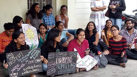 The students plan to carry on the protest until their demands are met. (Pic: Varsha Priyadarshini)