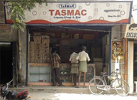 Students also claimed that tipplers dump their alcohol and bottles on the school premises owing to the close proximity (representative image)