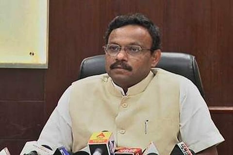 In 2017, Tawde had announced amending the Regulation of Fee Act so students would not have to shed huge amounts as fees