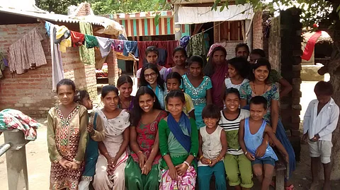 Pranitha, with children from the scavenger community