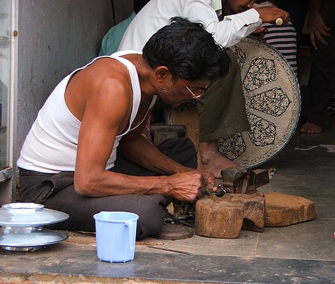 Originated in Karnataka’s Bidar, its namesake Bidriware or bidri craft, previously a rage with the Nizams, has rarely any takers now