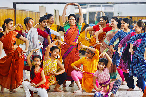 Devjani started with Bharatanatyam, Kathak and Manipuri when she was in class IV and later went on to learn Odissi