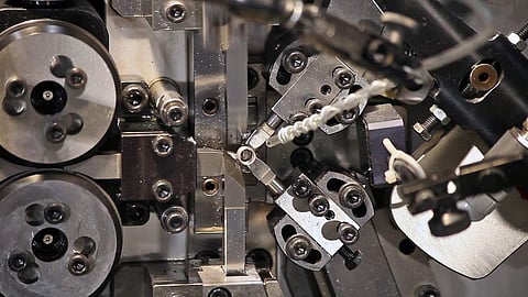 There are plenty of simple machines that we use in our daily lives