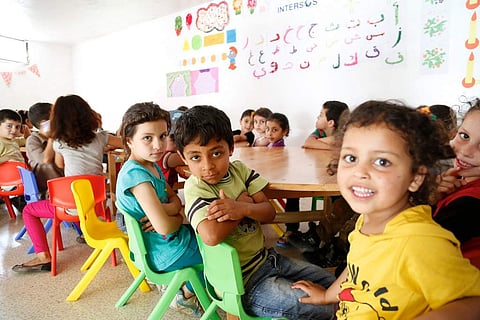 The study of 100 Turkish children, aged 7-11, living in the UK used a non-verbal IQ test to compare those who spoke English at school and Turkish at home
