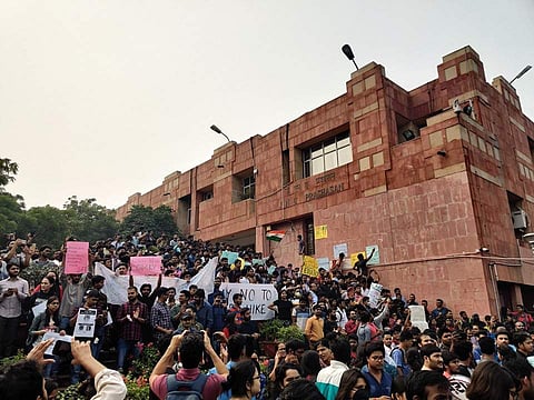 The students protesting on campus (Pic: JNUSU)