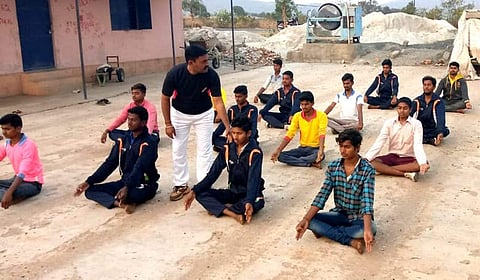 Mohammad Rafi training youngsters who wants to join Indian Armed Forces