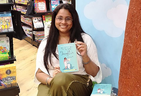 Aarti V Raman with her book (Pic: Aarti V Raman)