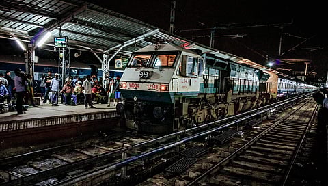 Indian_Railways_(29389612090)
