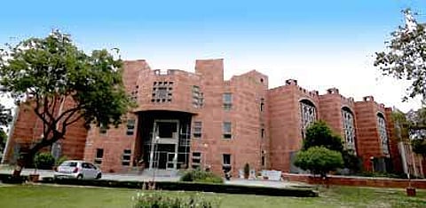 Jamia Hamdard is a government-funded university