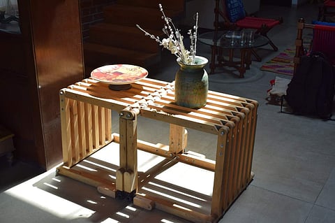 The R.Poid can be converted into 14 pieces of furniture