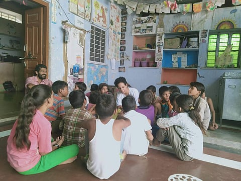 Vandana with kids | (Pic: Rang Karwan)