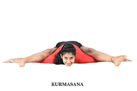Kushi Hemachandra performing one of the complex asanas