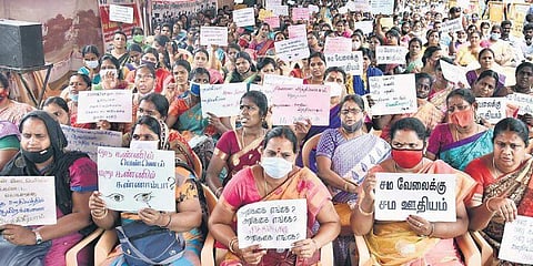 Members of Secondary Grade Seniority Teachers Association demanding equal pay for equal work on Sunday | Pic: Express/P Jawahar