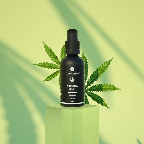 CBD oil for Arthritis Relief | (Pic: IHO)