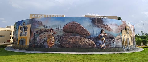The mural near the Amphitheatre at UoH | (Pic: Dheeraj Sculptor)
