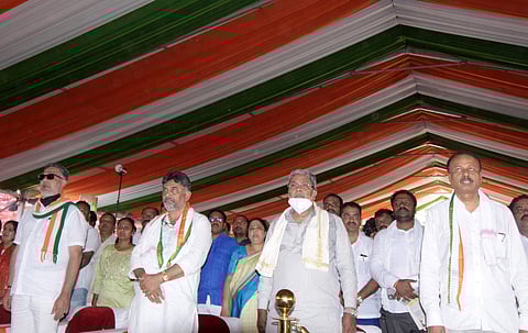 Karnataka Congress leaders | (Pic: Express)